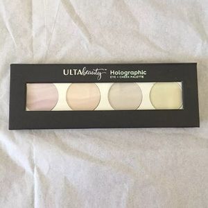 Ulta Beauty holographic highlighter pallet